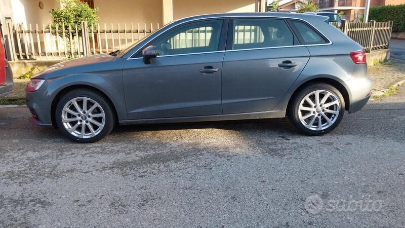 Usata Audi A3 116 CV (85 kW) 2018 Grigio Berlina
