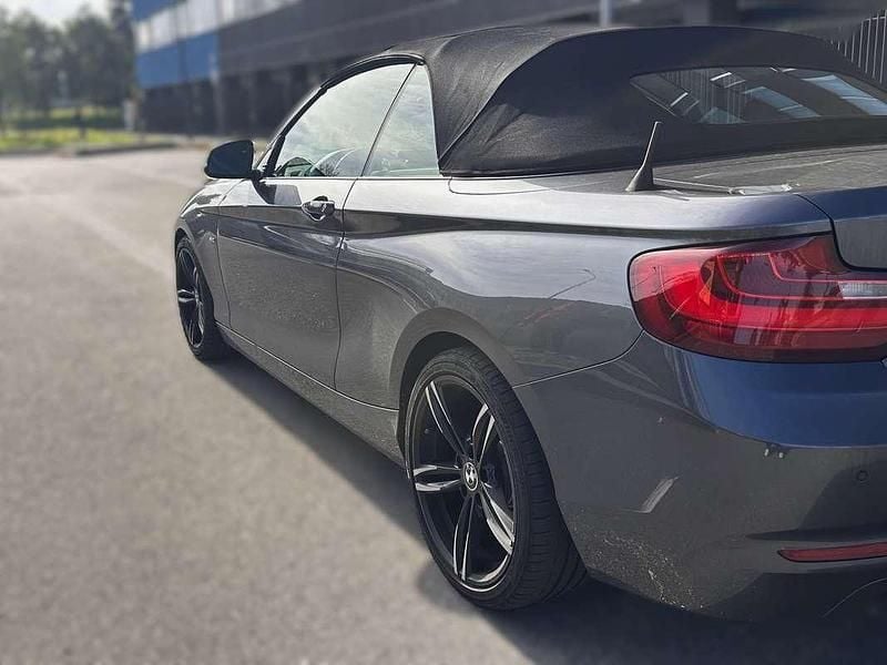 Usata BMW 220 Sport Line 197 CV (144 kW) 2016 Cabrio