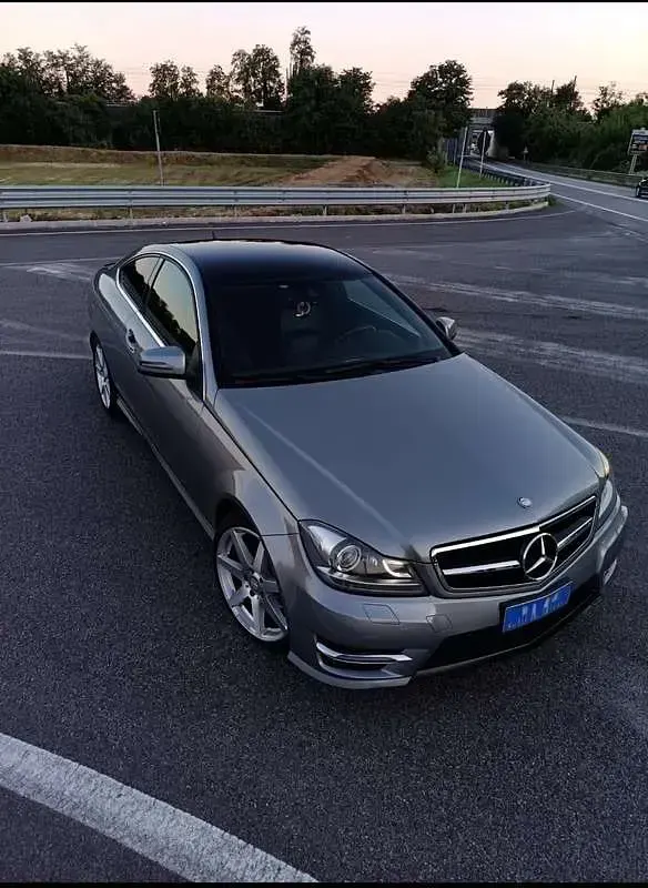 Usata Mercedes C220 Executive 170 CV (125 kW) 2015 Coupé