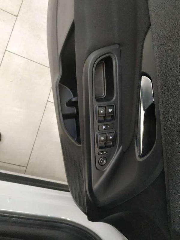Usata Fiat Tipo Cross 131 CV (96 kW) 2022 Bianco Berlina