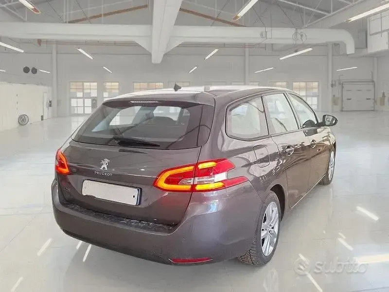 Usata Peugeot 308 SW Business-Line 130 CV (95 kW) 2019 Grigio Station wagon