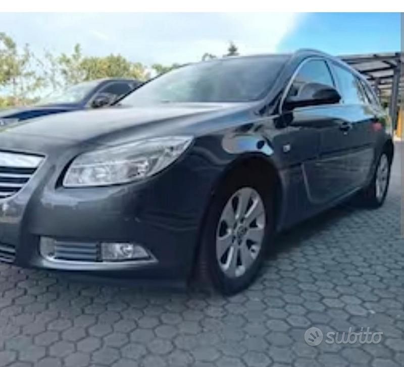 Usata Opel Insignia Business 136 CV (100 kW) 2016 Grigio Station wagon