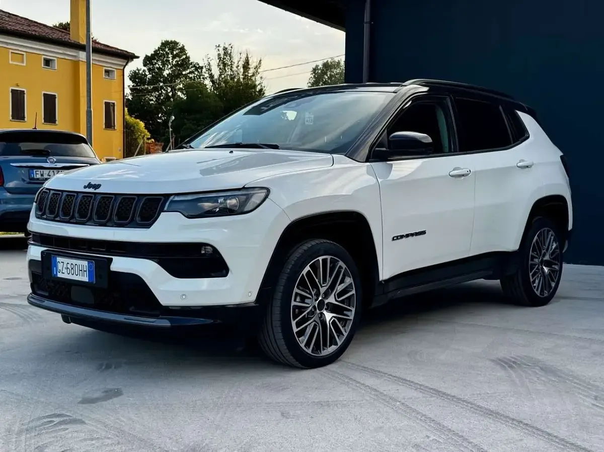 Usata Jeep Compass Summit 131 CV (96 kW) 2025 Other SUV