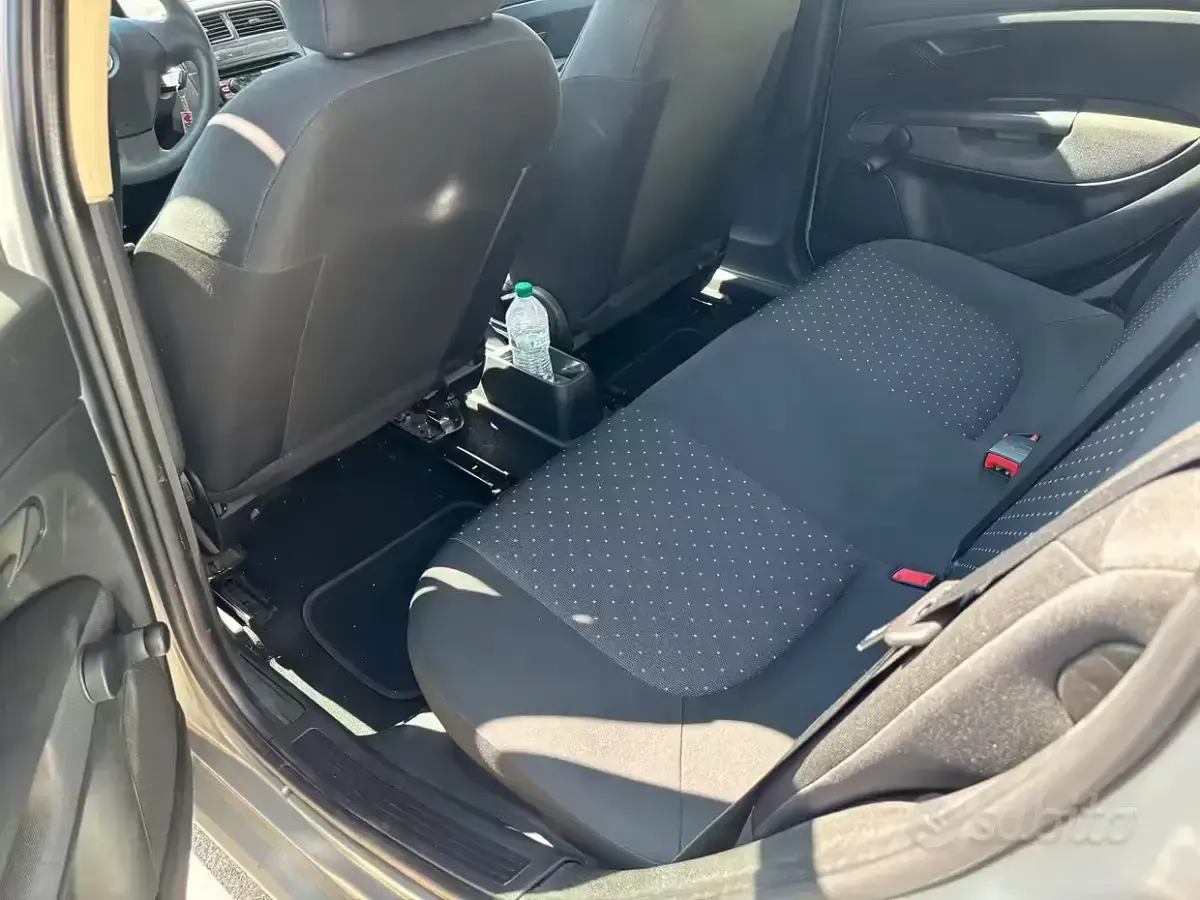Usata Fiat Grande Punto 65 CV (47 kW) 2008 Grigio Utilitaria