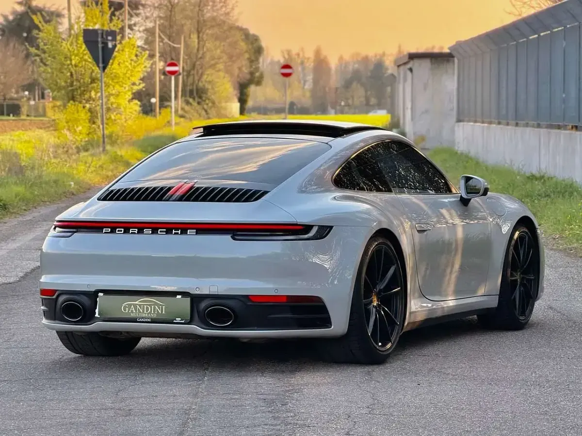 Usata Porsche 911 Carrera S Sport 450 CV (330 kW) 2019 Crayon Coupé