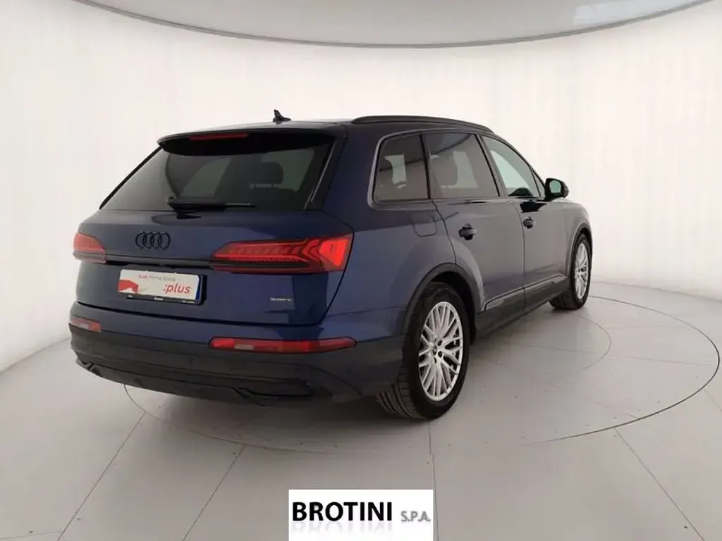 Usata Audi Q7 Sport 286 CV (210 kW) 2023 Blu navarra metallizzato SUV