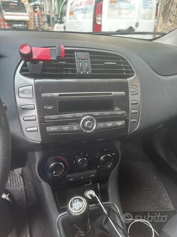 Usata Fiat Bravo 90 CV (66 kW) 2008 Grigio Utilitaria