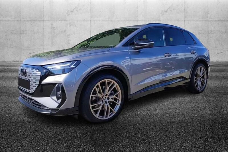 Grigio Usata 2022 Audi Q4 e-tron S-Line SUV | 36.450 € (Buon prezzo) - Immagine 1/4