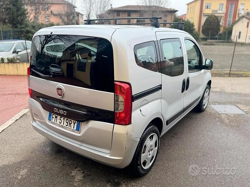Usata Fiat Qubo Trekking 77 CV (56 kW) 2018 Grigio Monovolume