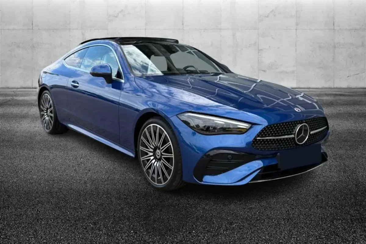 Usata Mercedes CLE450 AMG line 381 CV (280 kW) 2023 Blu/azzurro Coupé