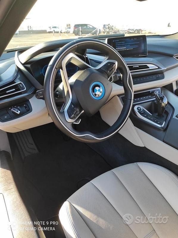 Usata BMW i8 Comfort Edition 231 CV (169 kW) 2015 Nero Coupé