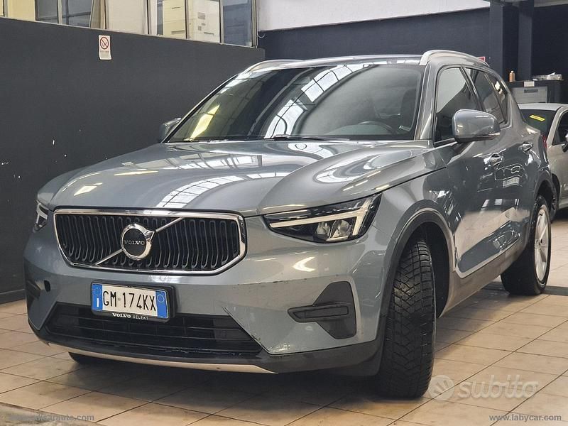 Usata Volvo XC40 Core 129 CV (94 kW) 2022 Blu/azzurro SUV