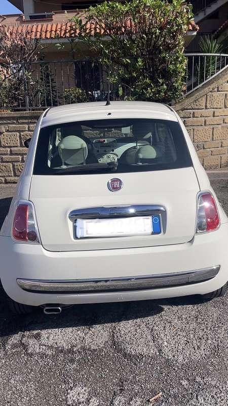 Usata Fiat 500 Lounge 69 CV (50 kW) 2011 Bianco Utilitaria