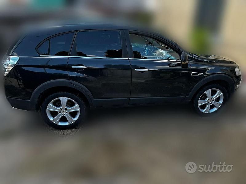 Usata Chevrolet Captiva LTZ 150 CV (110 kW) 2012 Nero SUV