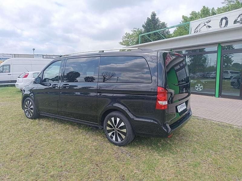 Usata Mercedes V250 Premium 190 CV (139 kW) 2023 Nero Monovolume