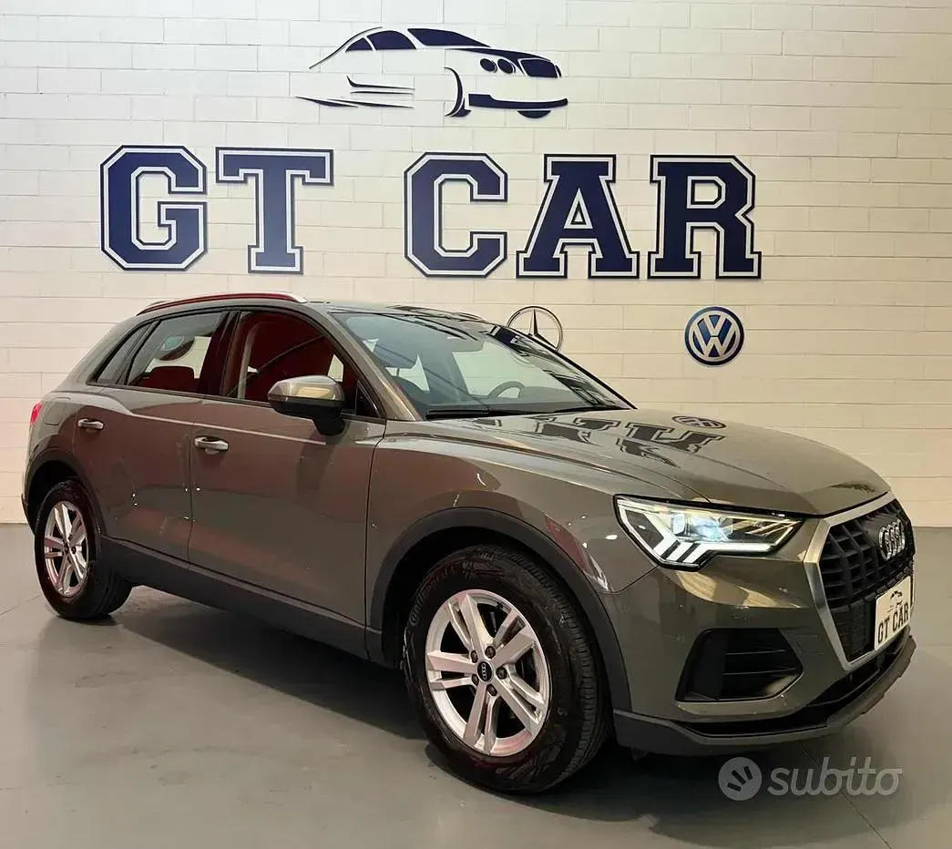 Usata Audi Q3 Ambiente 150 CV (110 kW) 2022 Grigio SUV