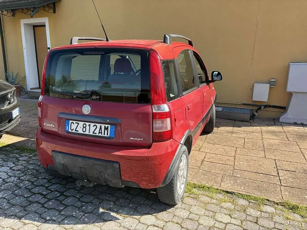 Usata Fiat Panda Climbing 69 CV (50 kW) 2005 Utilitaria