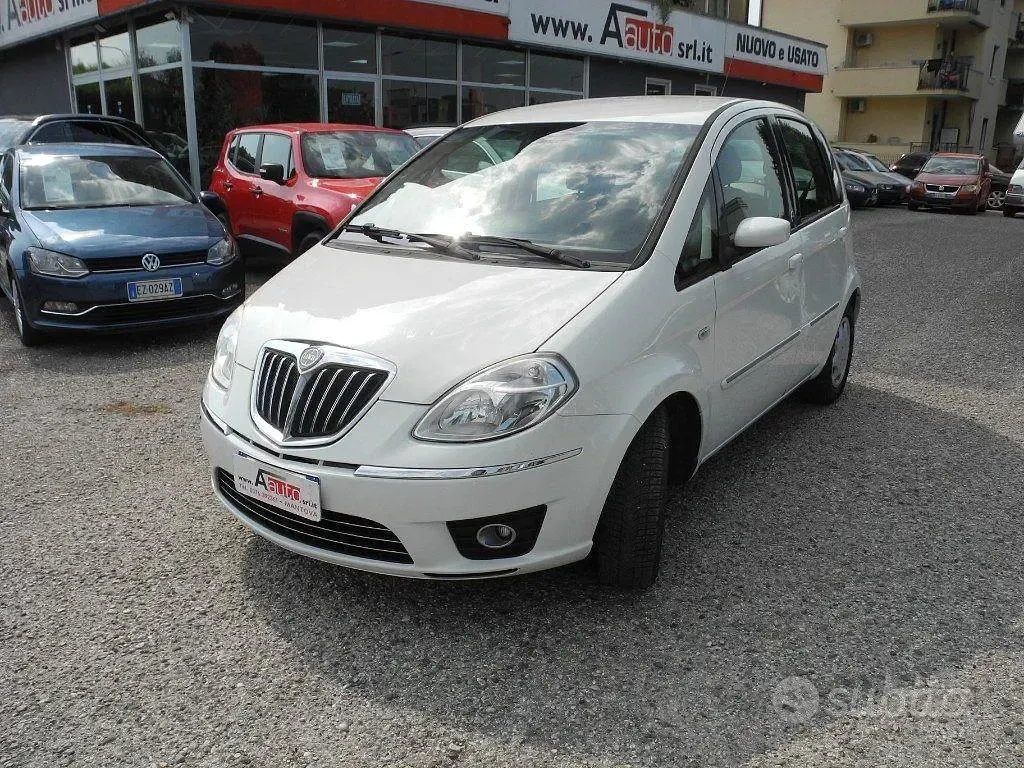 Usata Lancia Musa 77 CV (56 kW) 2009 Monovolume