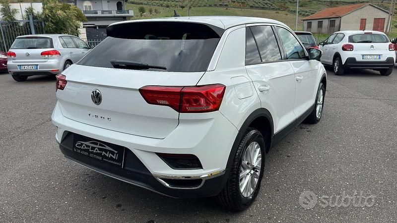 Usata VW T-Roc Business 116 CV (85 kW) 2019 Bianco SUV