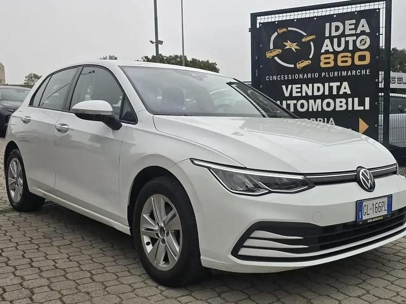 Usata VW Golf VIII Life 110 CV (80 kW) 2022 Bianco Berlina