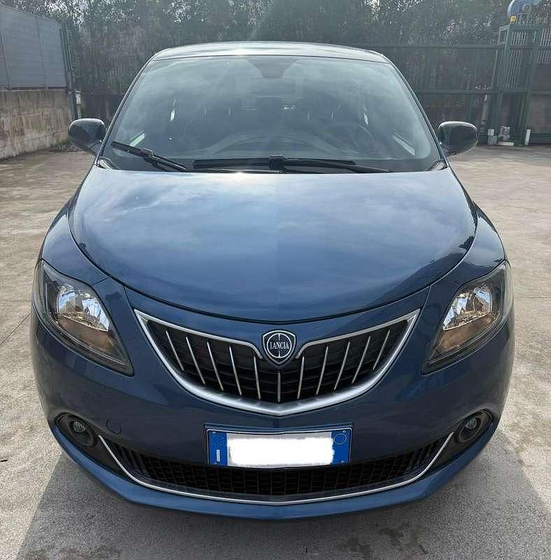 Usata Lancia Ypsilon S 69 CV (50 kW) 2024 Blu/azzurro Utilitaria