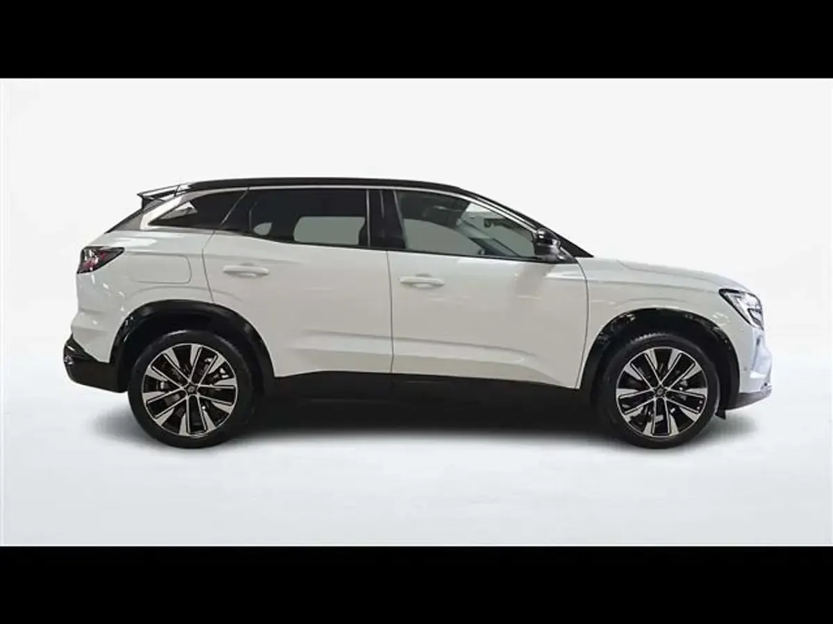 Usata Renault Austral Techno 200 CV (147 kW) 2023 Bianco SUV