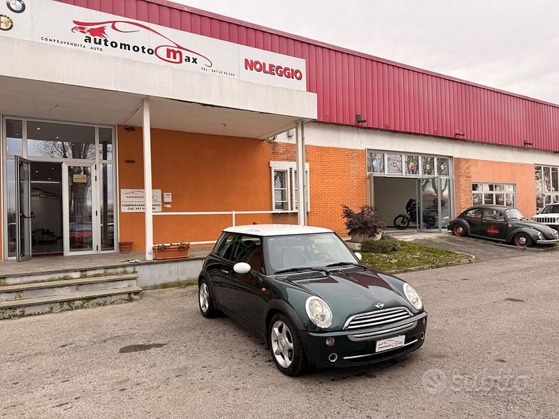 Begagnad Mini ONE 116 HK (85 kW) 2006 Grön Halvkombi