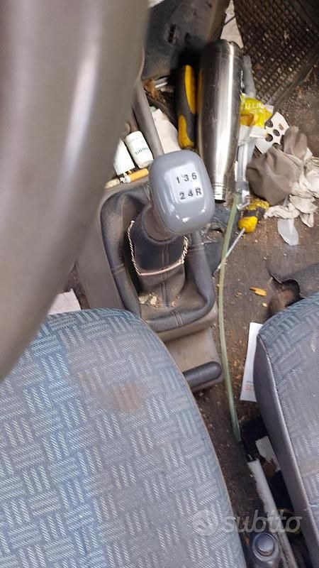 Occasion Fiat Panda 4x4 54 ch (39 kW) 1999 Blanc Citadine