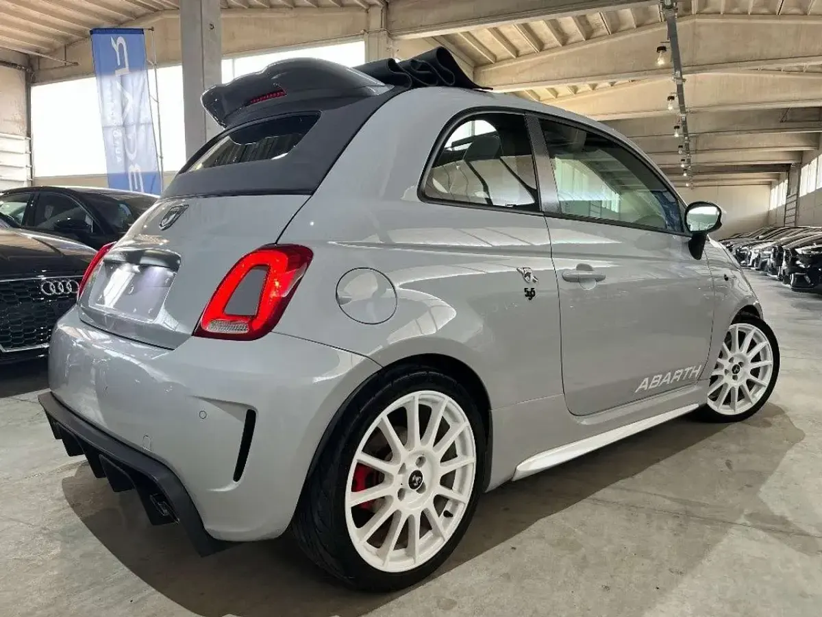 Usata Abarth 595C 135 CV (99 kW) 2014 Grigio Cabrio