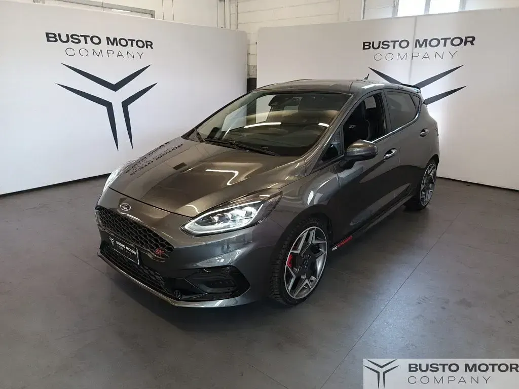Begagnad Ford Fiesta ST 200 HK (147 kW) 2019 Grå Halvkombi
