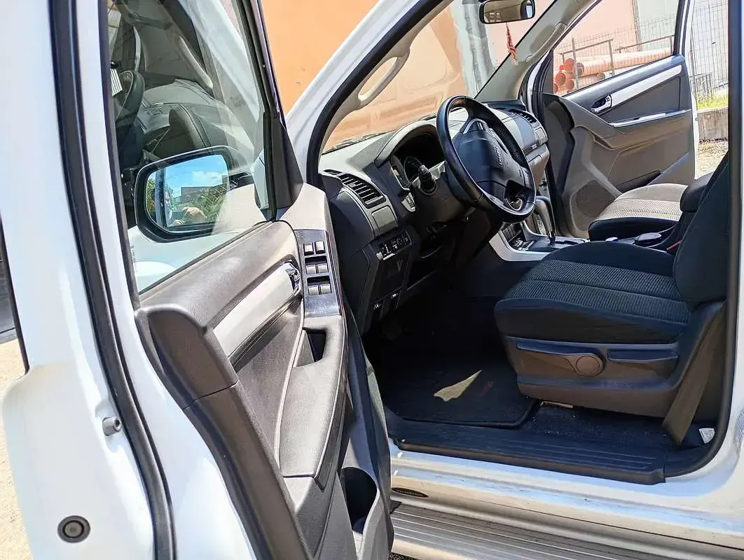 Usata Isuzu D-Max 163 CV (119 kW) 2020 Bianco SUV