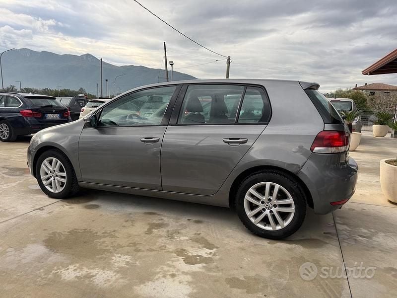 Usata VW Golf VI Highline 122 CV (89 kW) 2010 Grigio Utilitaria