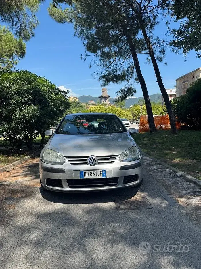 Usata VW Golf IV Sportline 105 CV (77 kW) 2006 Grigio Berlina
