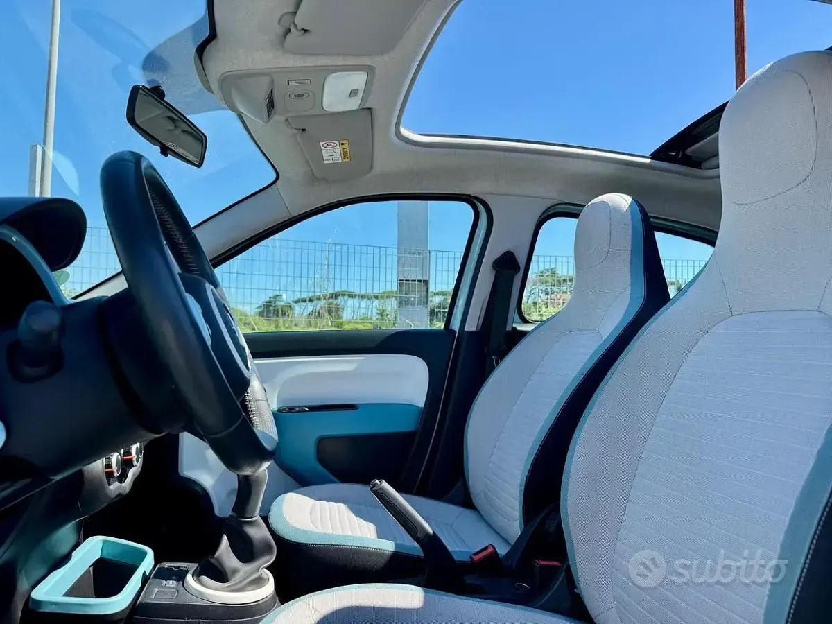 Usata Renault Twingo SE 71 CV (52 kW) 2016 Blu Utilitaria