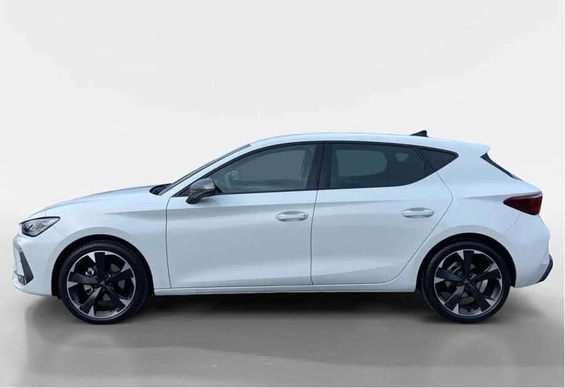 Nuova Cupra Leon 150 CV (110 kW) 2026 Bianco Berlina