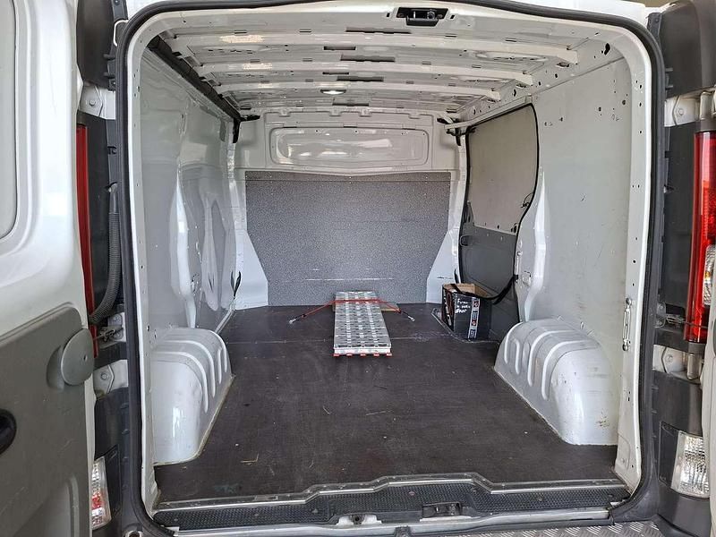 Usata Renault Trafic 114 CV (83 kW) 2008 Bianco Monovolume