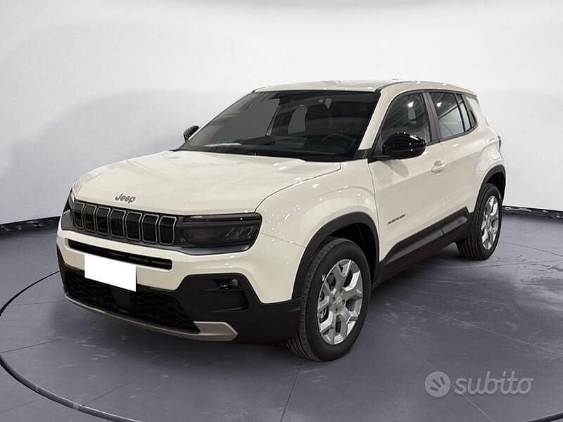 Bianco Nuova 2025 Jeep Avenger Altitude SUV | 22.900 € (Buon prezzo) - Immagine 1/4