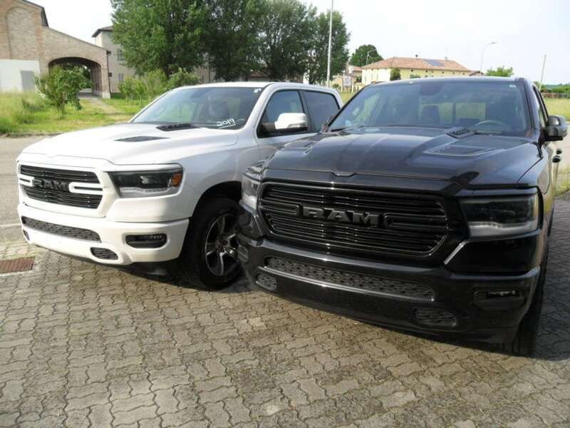 Usata Dodge Ram 401 CV (294 kW) 2020 Nero Pick-up