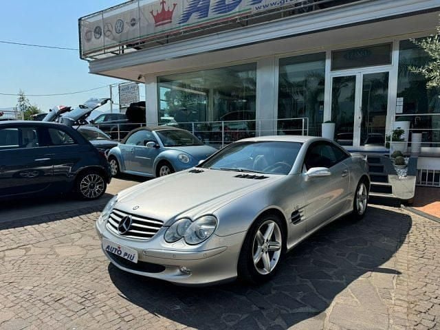 Usata Mercedes SL500 306 CV (225 kW) 2004 Grigio Cabrio