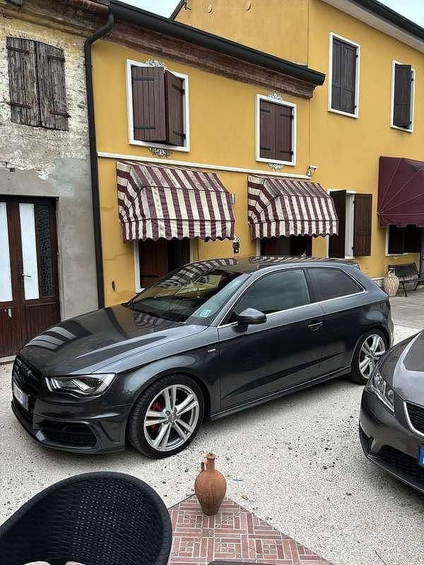 Usata Audi A3 Attraction 150 CV (110 kW) 2016 Grigio Berlina