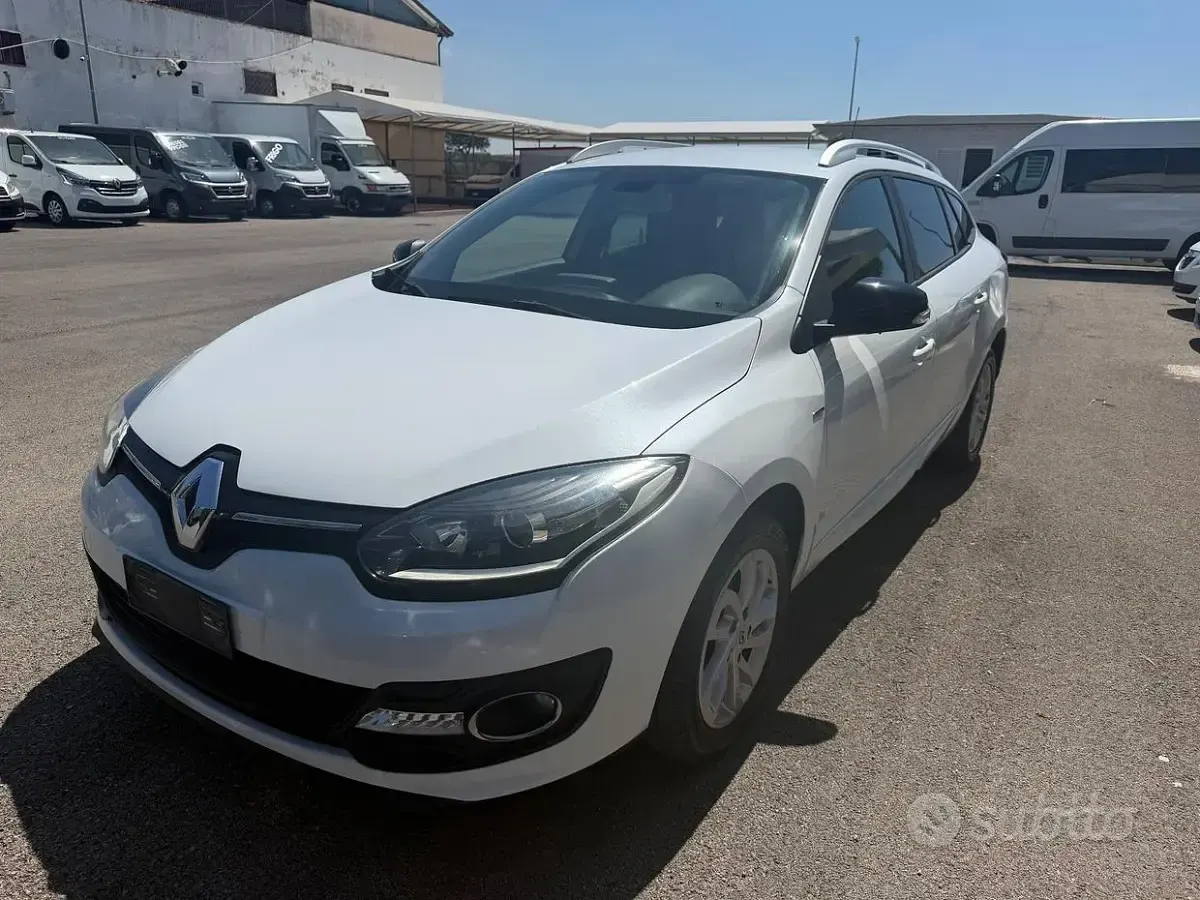 Usata Renault Mégane GrandTour 110 CV (80 kW) 2015 Bianco Station wagon