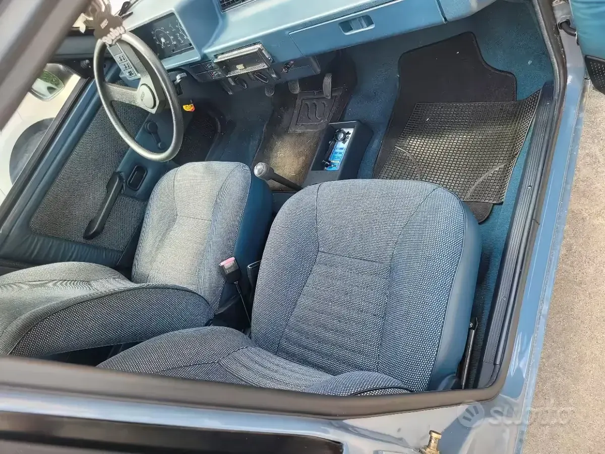 Usata Fiat Ritmo 60 CV (44 kW) 1980 Bluazzurro Berlina