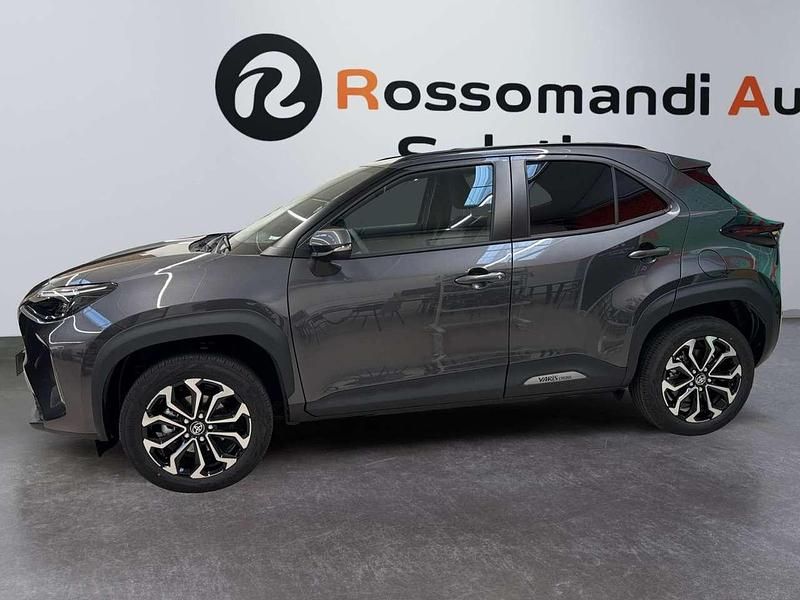 Nuova Toyota Yaris Cross Trend 116 CV (85 kW) 2026 Grigio SUV