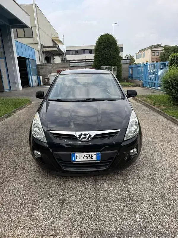 Usata Hyundai i20 Classic 77 CV (56 kW) 2011 Utilitaria