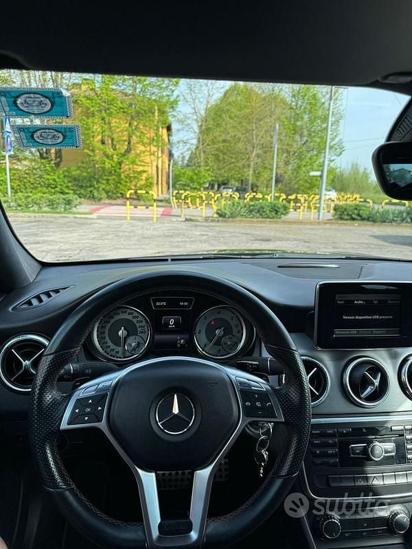 Usata Mercedes CLA220 AMG 230 CV (169 kW) 2015 Nero Berlina