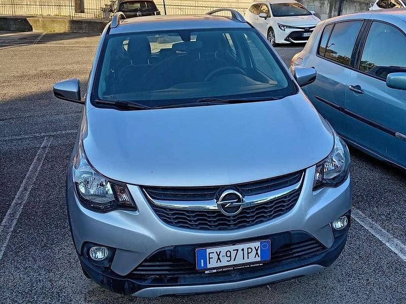Usata Opel Karl Rocks 73 CV (53 kW) 2019 Argento Utilitaria