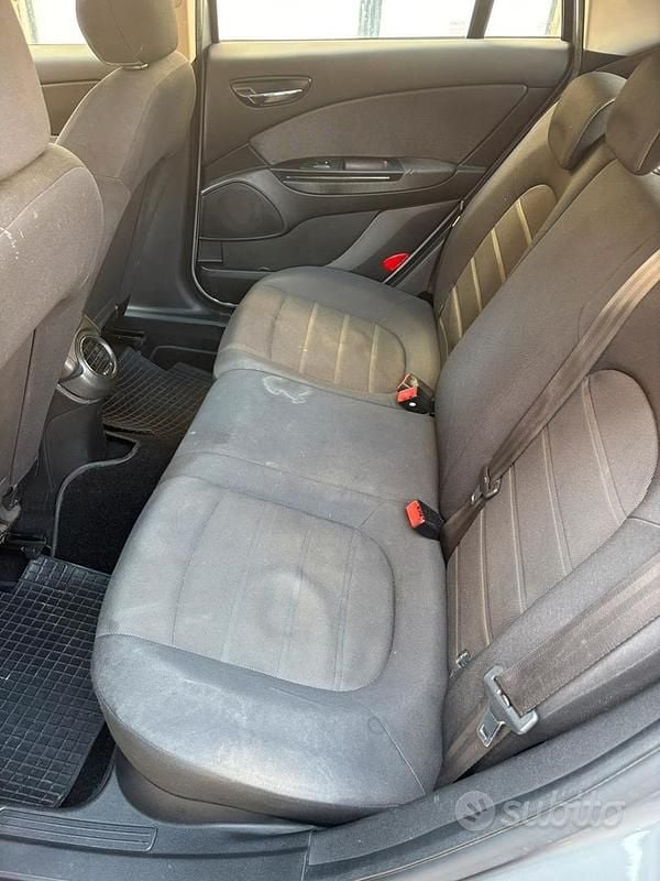 Usata Fiat Bravo 105 CV (77 kW) 2010 Grigio Utilitaria