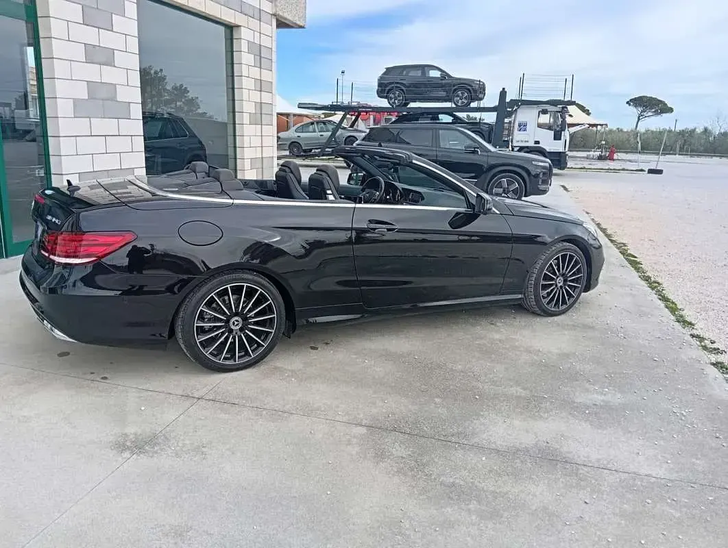 Usata Mercedes E200 Premium 184 CV (135 kW) 2015 Cabrio