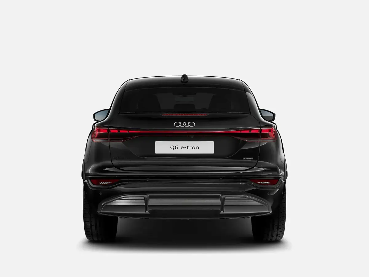 Nuova Audi Q6 Sportback e-tron S-Line 119 kW (163 CV) 2026 Nero mythos metallizzato SUV