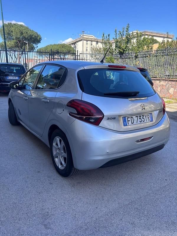Usata Peugeot 208 Allure 82 CV (60 kW) 2016 Grigio Utilitaria